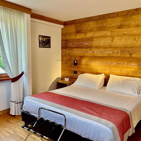 Hotel Croux Курмайор Экстерьер фото