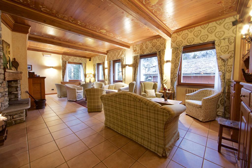 Hotel Croux Курмайор Экстерьер фото