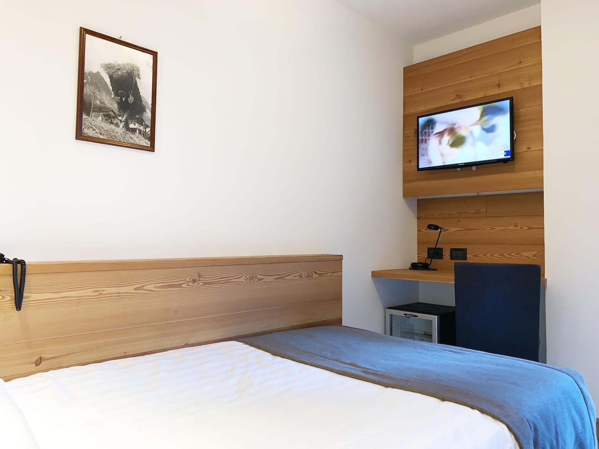 Hotel Croux Курмайор Экстерьер фото